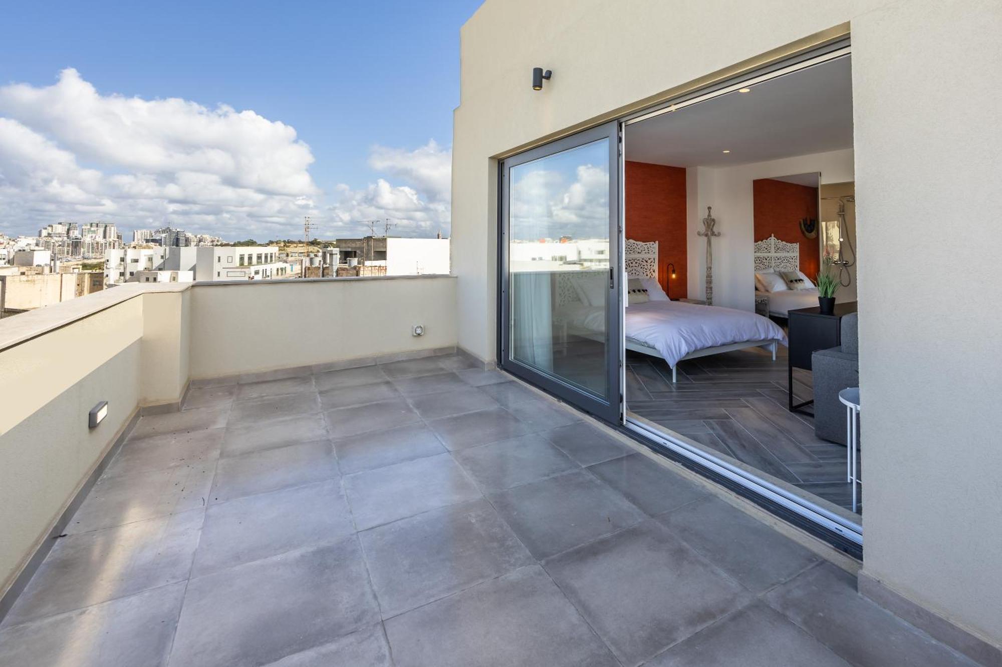 The Cube - Designer Finished Studio Penthouse By Sf Homes Gzira Luaran gambar