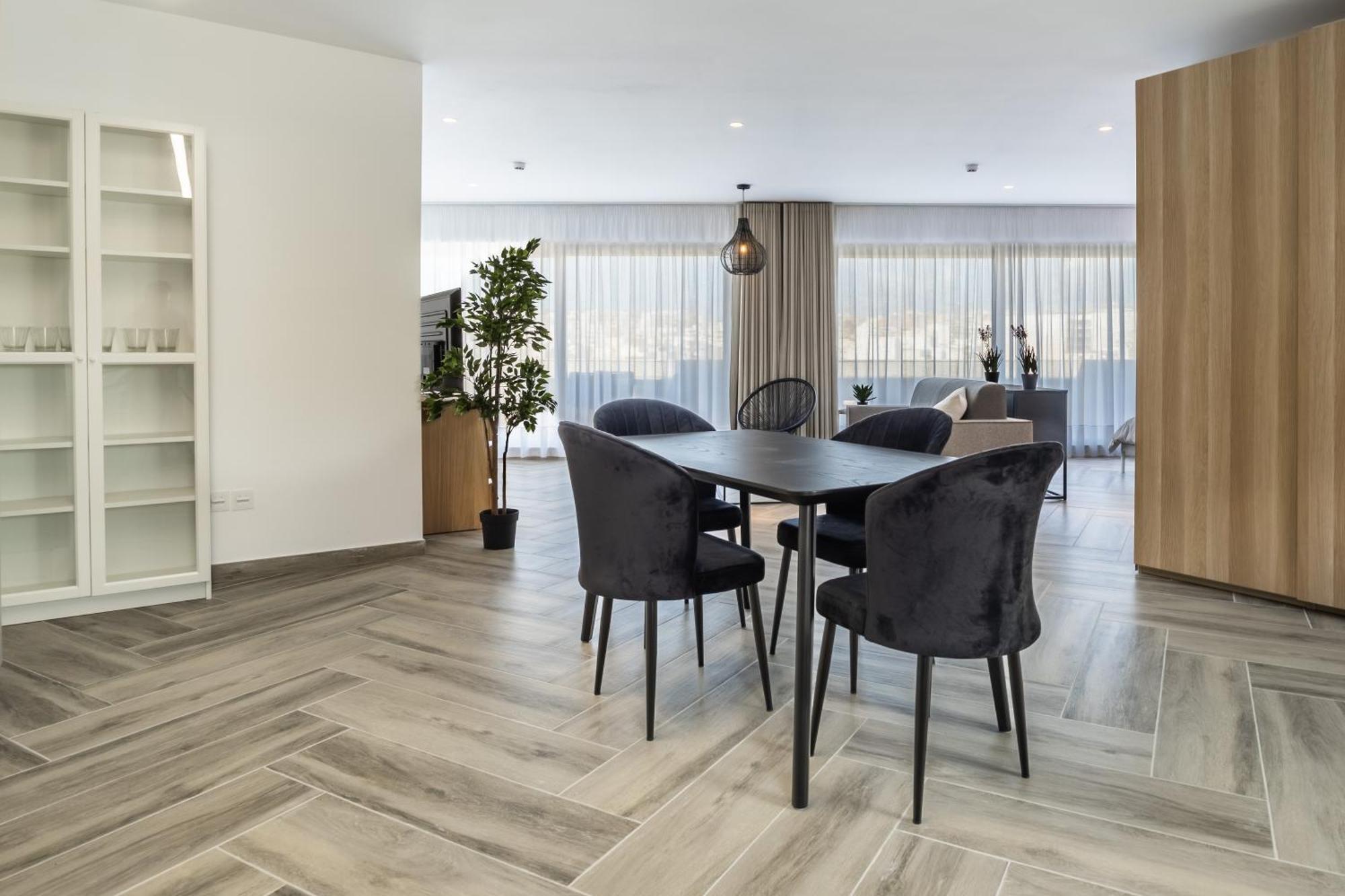 The Cube - Designer Finished Studio Penthouse By Sf Homes Gzira Luaran gambar