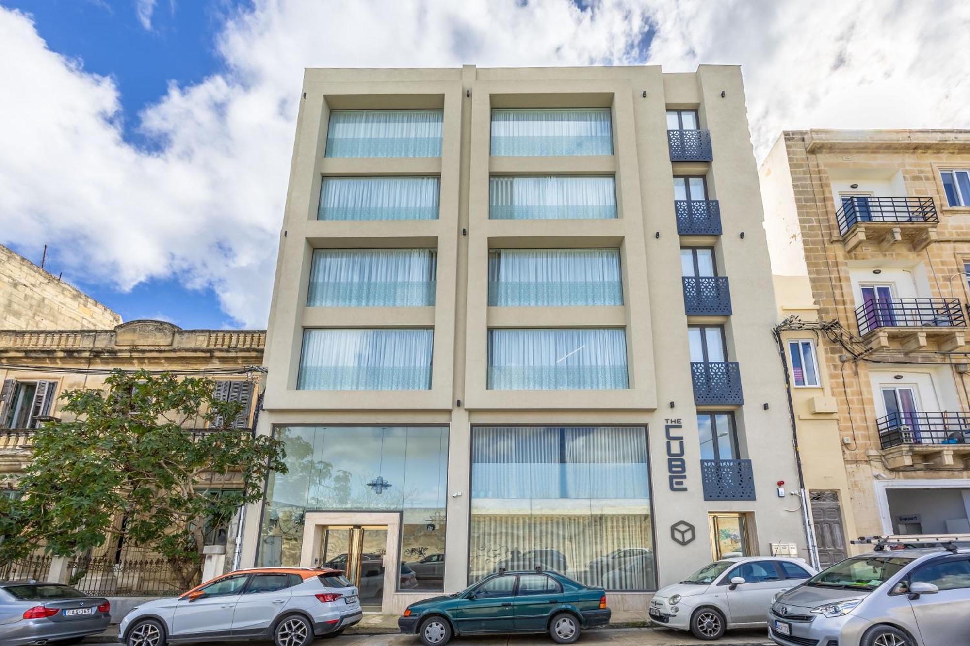 The Cube - Designer Finished Studio Penthouse By Sf Homes Gzira Luaran gambar